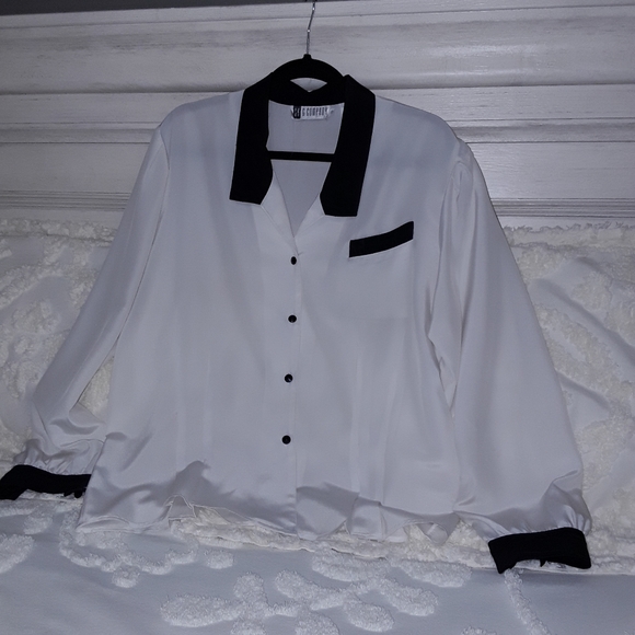 SK COMPANY  blouse - Picture 2 of 2